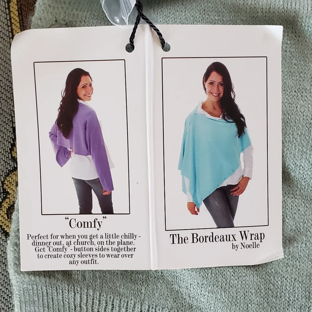NWT The Bordeaux Wrap by Noelle in Light Green